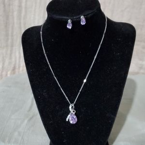 Pear Shaped Necklace and Earrings Set